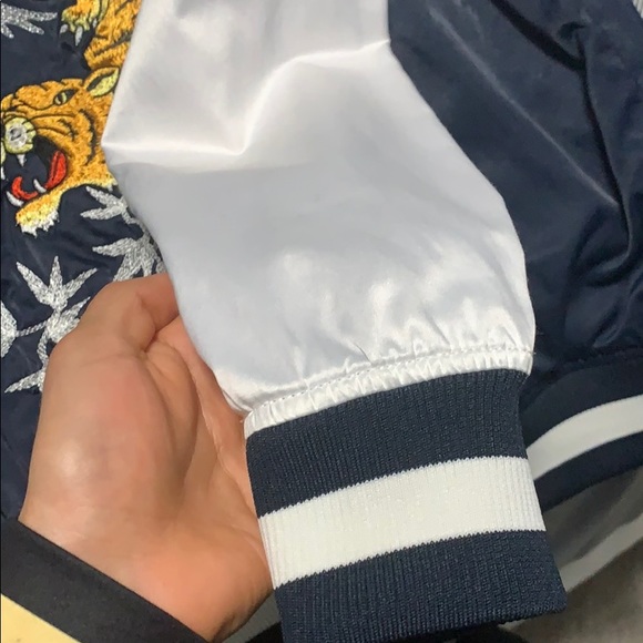 Tiger bomber jacket - Picture 5 of 6